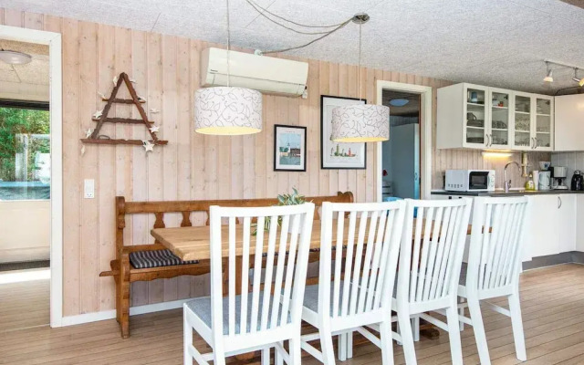6 Person Holiday Home in Lemvig