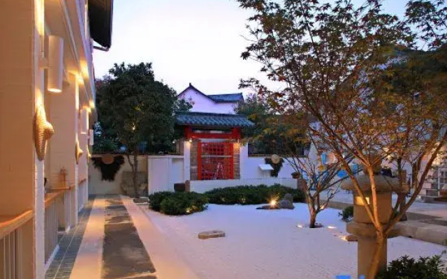 Xiangge Hotel