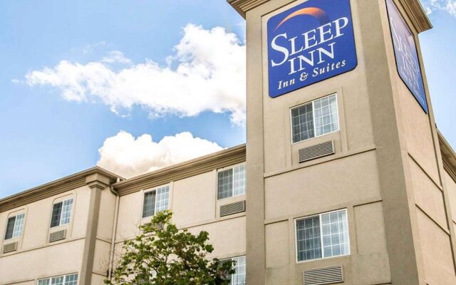 Sleep Inn & Suites Lake of the Ozarks in Camdenton, United States of America from 139$, photos, reviews - zenhotels.com hotel front