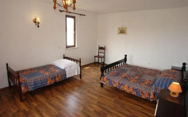 Vila Agnes Ii