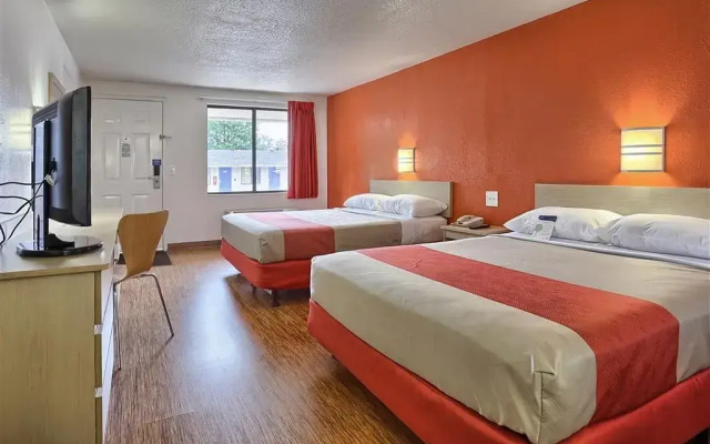Motel 6 Harrisburg - Carlisle