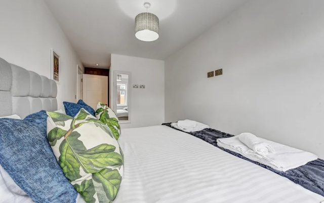 St Martins House Luxury Apts. Ruislip