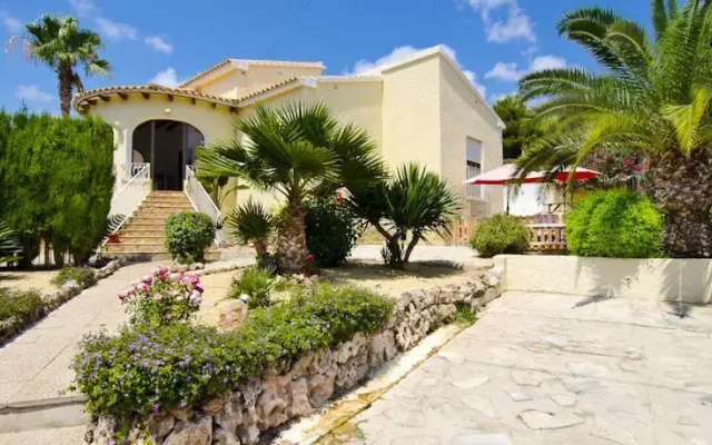 Villa Pimpinela