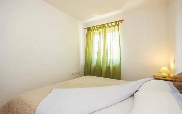 Nice Home in Icici With Wifi and 1 Bedrooms
