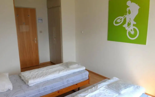 Hostel Cest la Vie