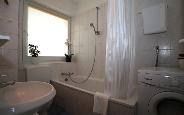 Private Apartment Friedrich-Ebert-Strasse (4287)