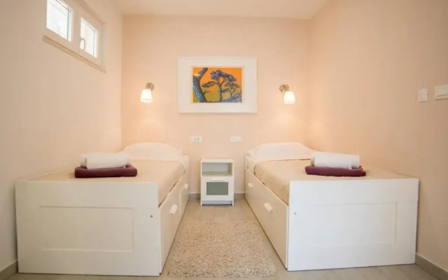 Zara Apartments