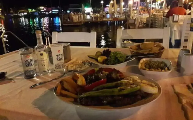 Mico Otel Restaurant