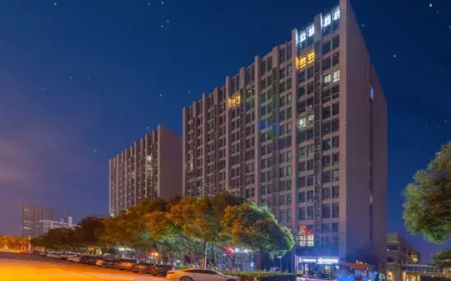 Anyu E-sports Hotel (Baohegong Street)
