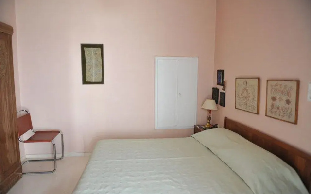 Dione House
