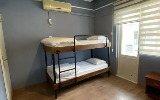 Gold Coast Hostel