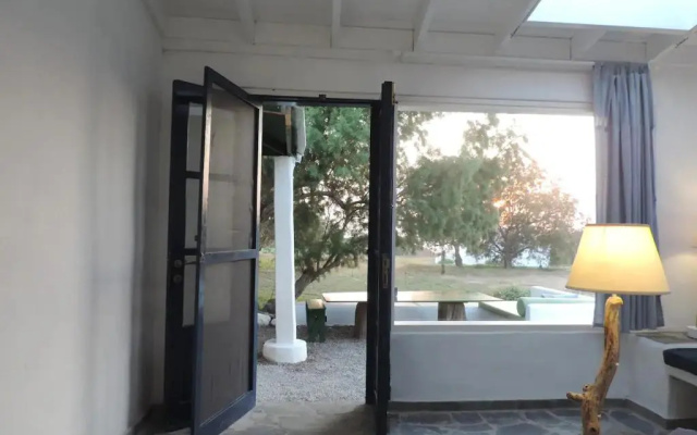 Exclusive apartment in Ecovilla on the beach