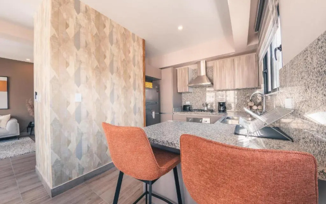 Fully Serviced Apartment at Regatta Living - 7B