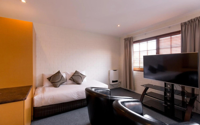 Bay Hotel Apartments