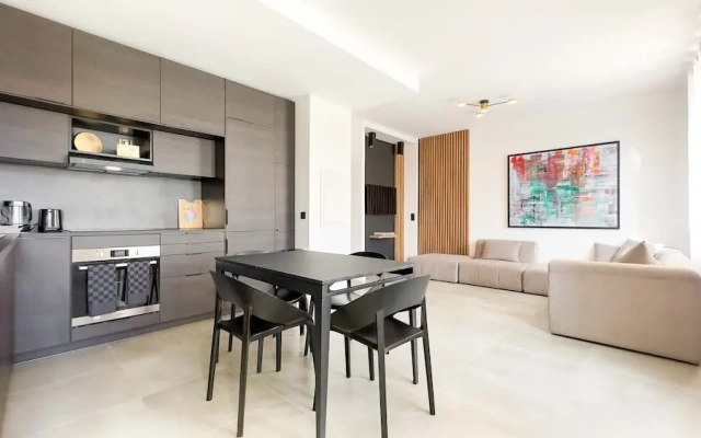 100 Le Riviera in Cannes