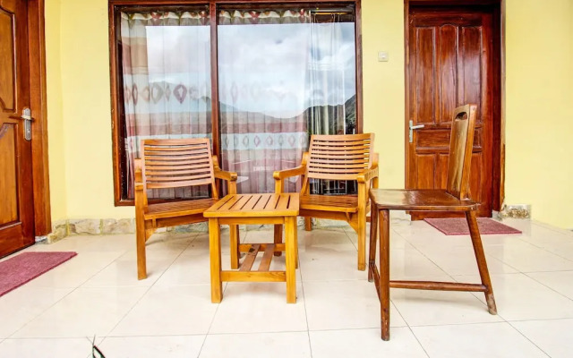Hotel O Ujung Samalas HomestayNearLapangan Sembalun Bumbung
