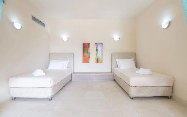Beautiful Villa Near Sea in Peloponnese