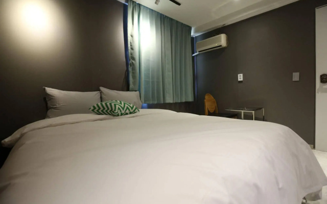 Blanc Hotel Cheongju