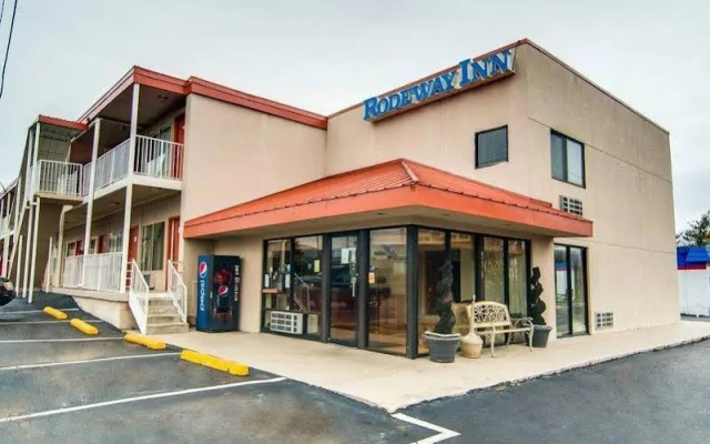 Rodeway Inn Civic Center