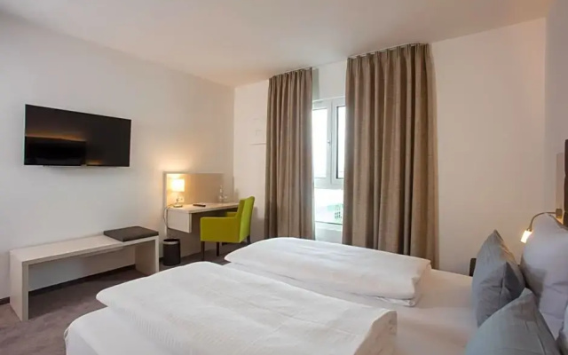 Hotel am Campus 3*S