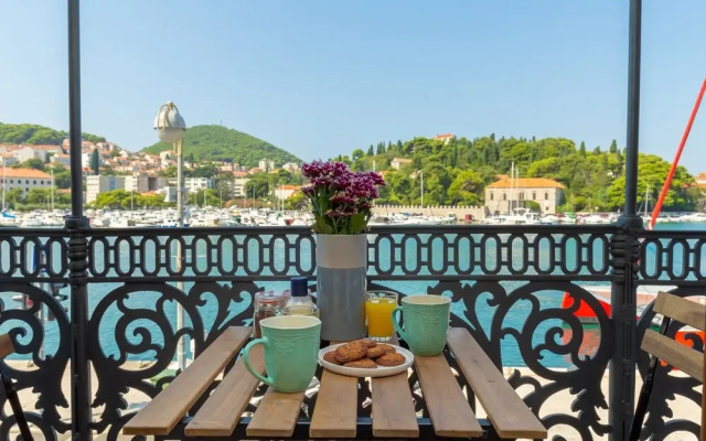 Boutique Villa Root