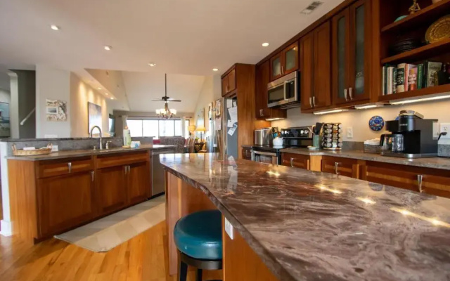 125 Ocean Point