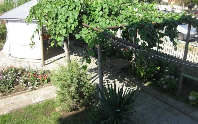 Rosi Guest House