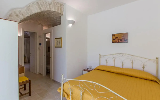 farm among olive trees w/ pool in Itria Valley