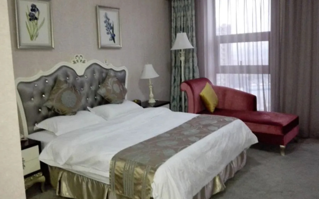 T-Longee Hotel