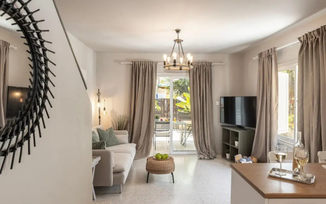 Anas Kiti Seaside Villa