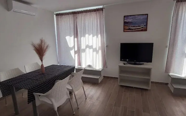 S1-spacious Studio With the sea View & use of Pool