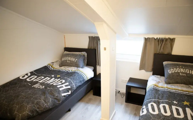 Beautiful Group Accommodation Near our own Food Forest