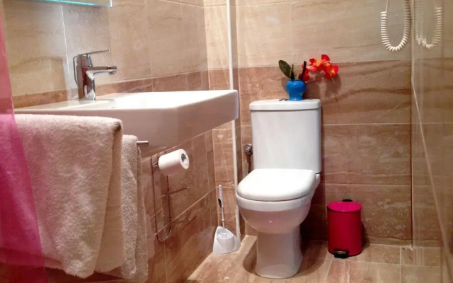 Lee's House Bed & Breakfast Sliema