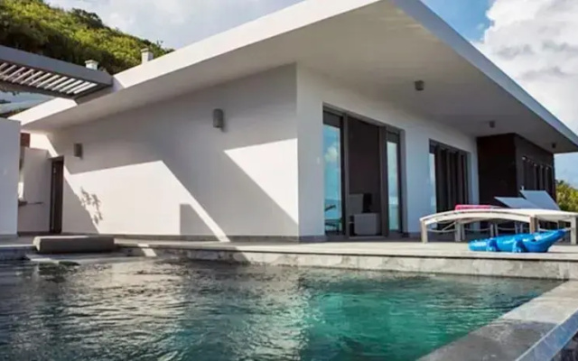 Crystal Villa