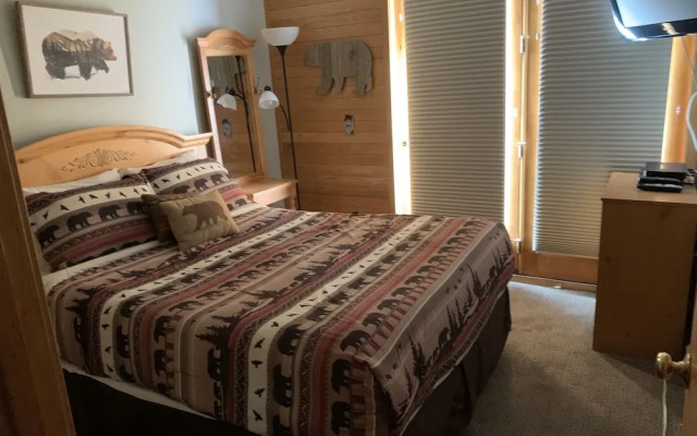 Swan Mountain Resort