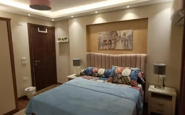 Stylish Luxury Spacious Apartments Cairo