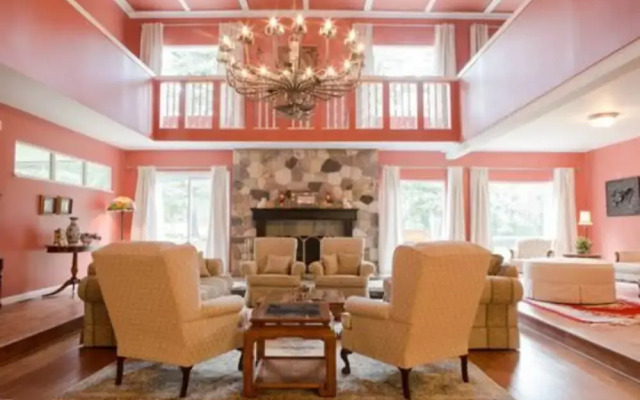 Sleepy Creek Country Manor