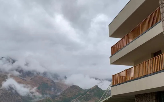 Askireg Hotel