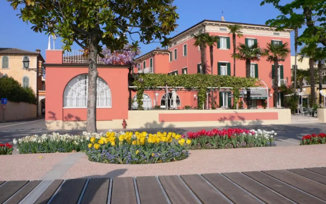 Hotel Alla Riviera