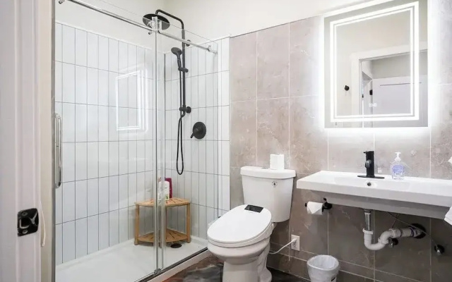 461 Melwood Suites Unit 101 2Bed/2Bath