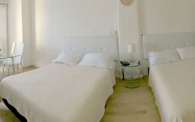 Cancun Plaza Condo Mexico