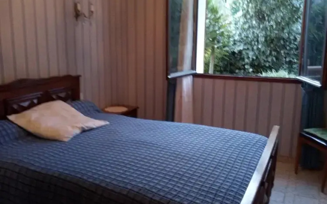 Maison En Pierre de Taille