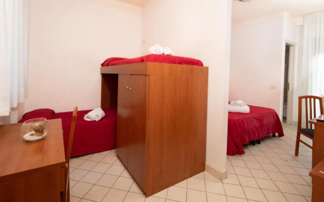 Hotel Acrux