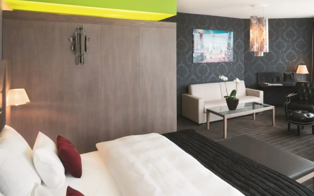 Mövenpick Hotel Stuttgart Airport