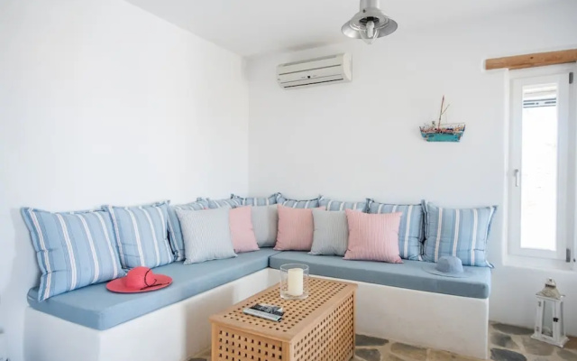 Seaside Villa- Island Living Paros-