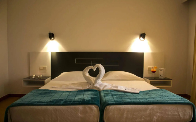 Urban Hotel Amadeos