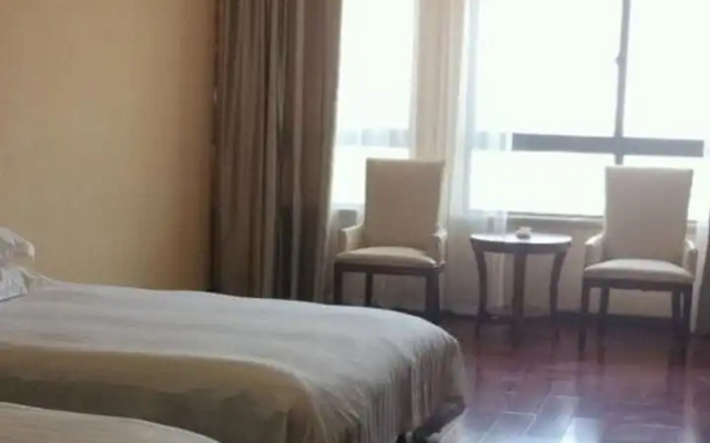 Quanrui Business Hotel