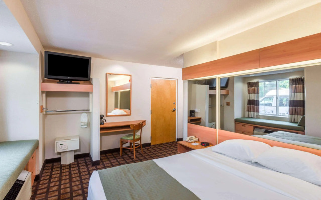 Microtel Inn & Suites By Wyndham Uncasville