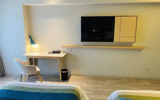 Homeinn Selected Hotel (Linyi Luozhuang District Yihe Road Railway Station)
