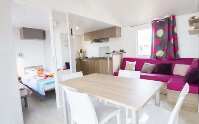 Mobile Home in Serignan With Great Pool Area